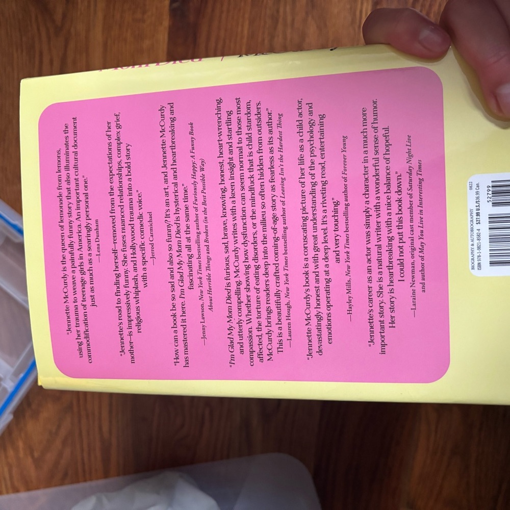 I'm Glad My Mom Died Book by Jennette McCurdy - Picture 2 of 3